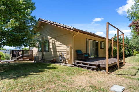 Tiny photo for 1438 NE Sherman Lane, Grants Pass, OR 97526 (MLS # 220222836)