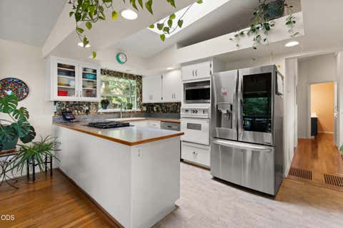 Tiny photo for 1438 NE Sherman Lane, Grants Pass, OR 97526 (MLS # 220222836)