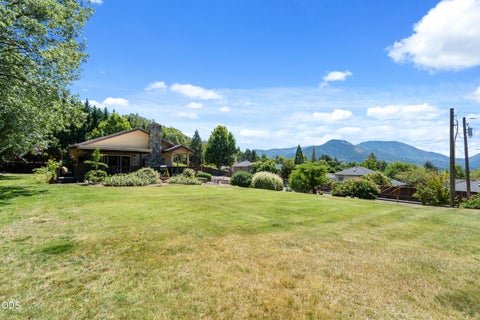 Tiny photo for 1438 NE Sherman Lane, Grants Pass, OR 97526 (MLS # 220222836)