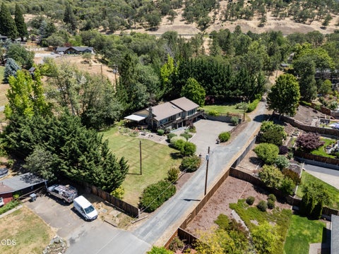 Tiny photo for 1438 NE Sherman Lane, Grants Pass, OR 97526 (MLS # 220222836)