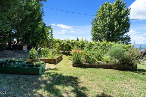 Tiny photo for 1438 NE Sherman Lane, Grants Pass, OR 97526 (MLS # 220222836)