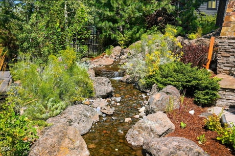 Tiny photo for 1975 NW Harriman Street, Bend, OR 97703 (MLS # 220227348)