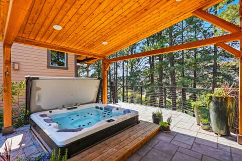 Tiny photo for 1975 NW Harriman Street, Bend, OR 97703 (MLS # 220227348)