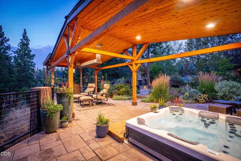 Tiny photo for 1975 NW Harriman Street, Bend, OR 97703 (MLS # 220227348)