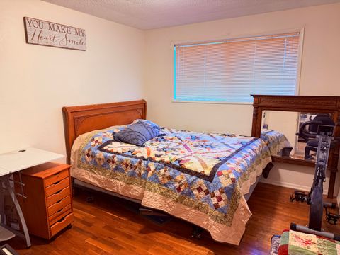 Tiny photo for 465 S 3rd Street, Jacksonville, OR 97530 (MLS # 220213028)