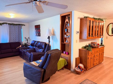 Tiny photo for 465 S 3rd Street, Jacksonville, OR 97530 (MLS # 220213028)