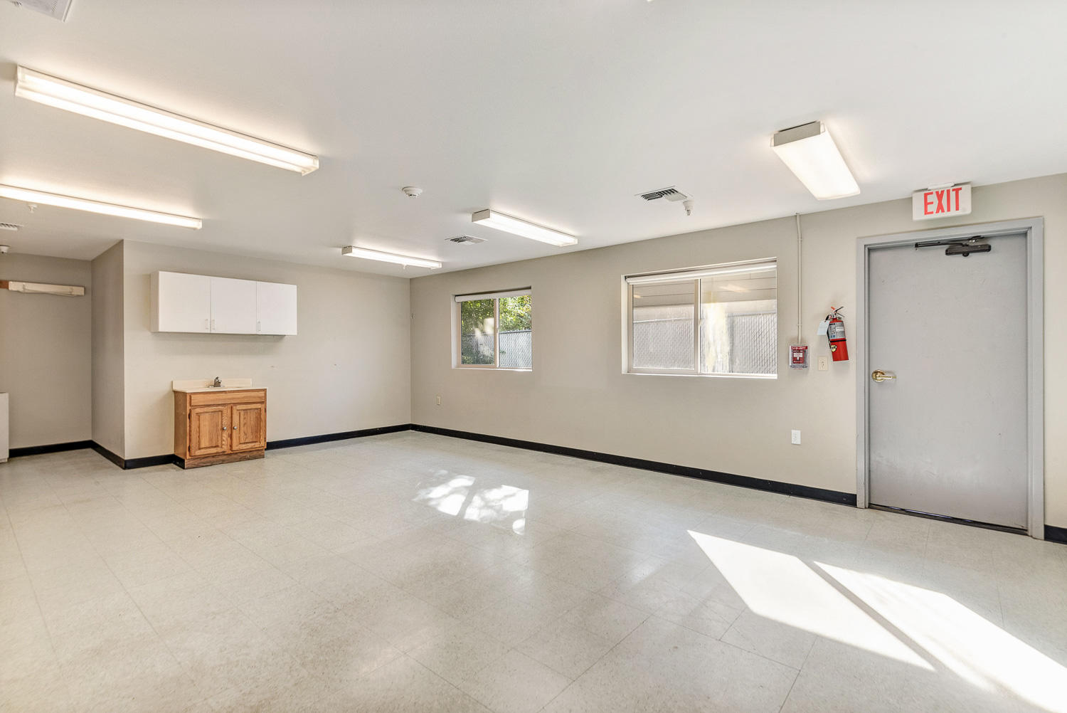 CLAB - Commercial Sale