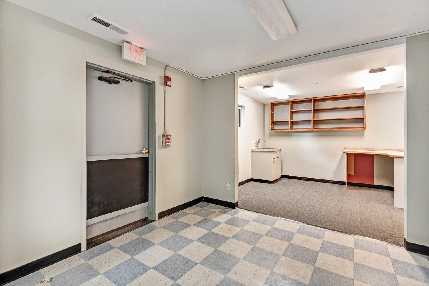 CLAB - Commercial Sale