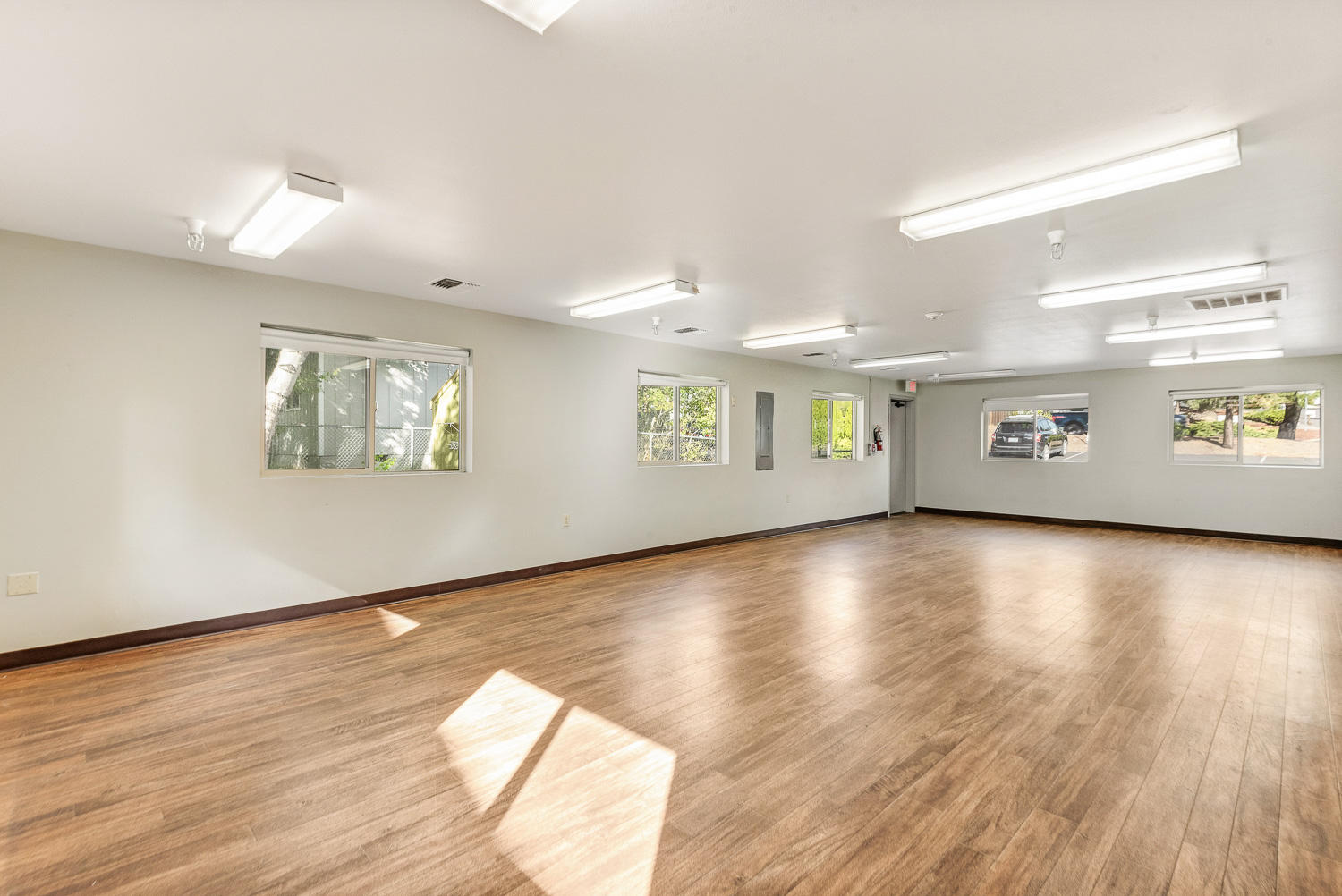 CLAB - Commercial Sale