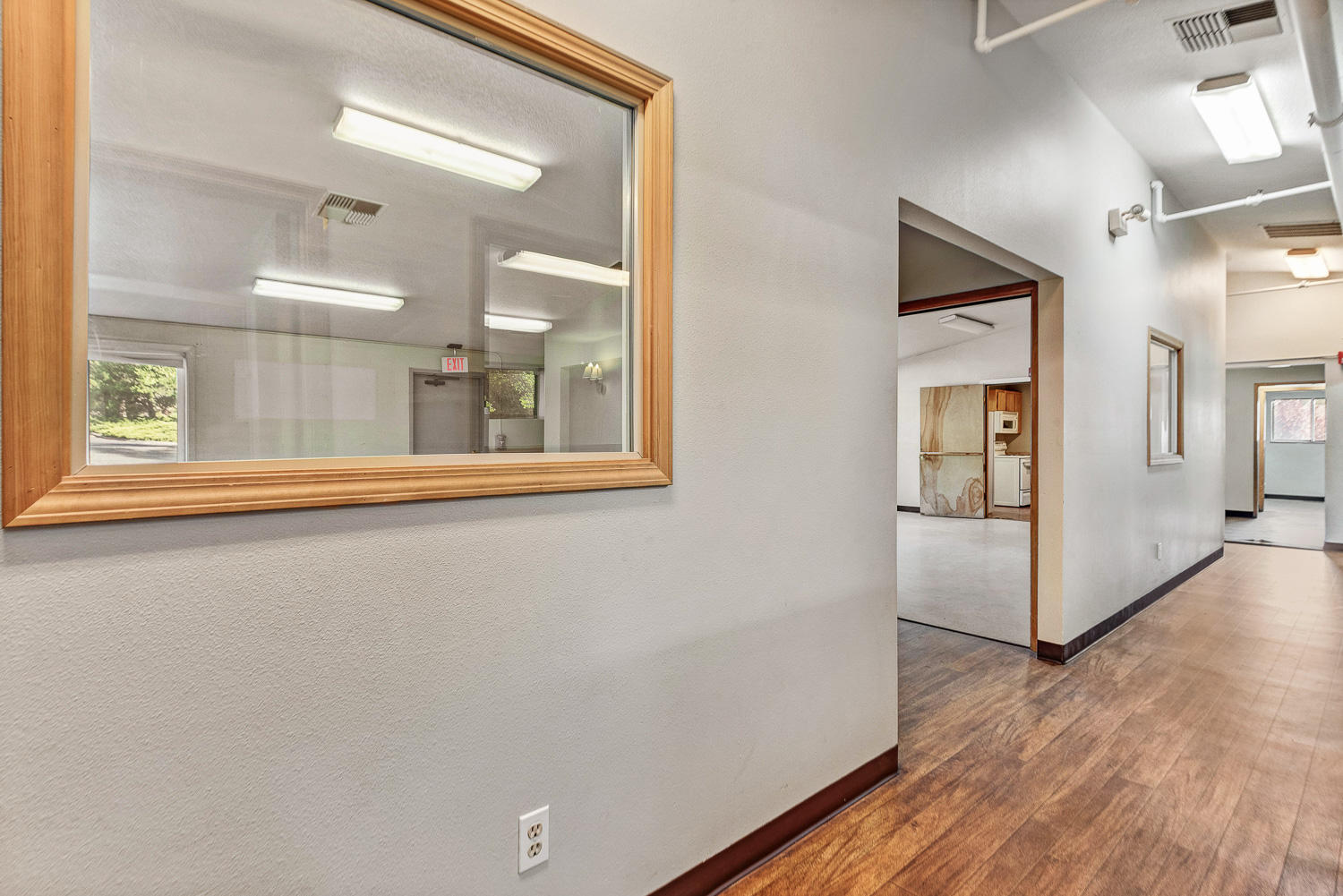 CLAB - Commercial Sale