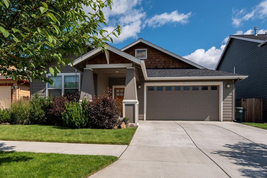 Come see this beautiful single level home in North East Bend at Eagles Landing. Convenient location near the hospital, schools & just a block away from the neighborhood park. This 3 bedroom, 2 bathroom home features hardwood floors in the living space, quartz counter tops in the kitchen and a great open floor plan. The master bedroom has great separation from the other 2 bedrooms. This home also features a gas fireplace for the chilly Bend winters and air conditioning for the summers. You don't want to miss this one.