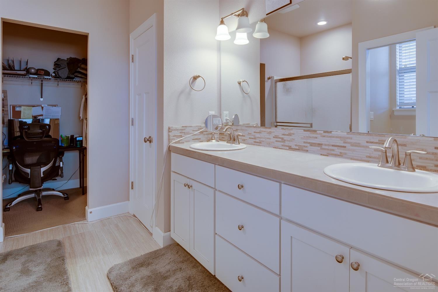 Eagle's Landing - Residential