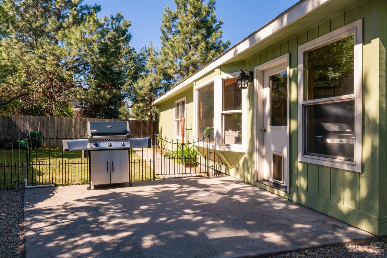Deer Pointe Village - Residential