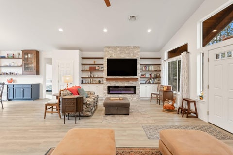 Tiny photo for 53080 Day Road, La Pine, OR 97739 (MLS # 220228641)