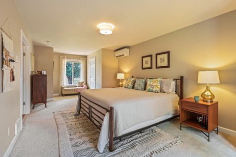 Tiny photo for 24855 Deer Lane, Bend, OR 97701 (MLS # 220223119)