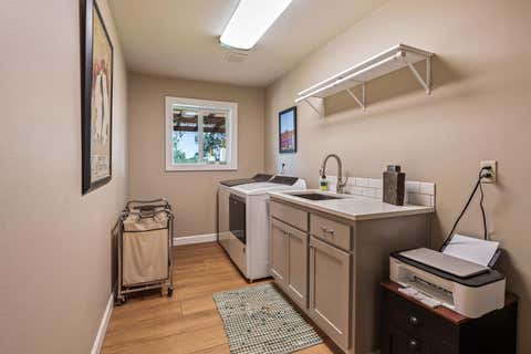 Tiny photo for 24855 Deer Lane, Bend, OR 97701 (MLS # 220223119)