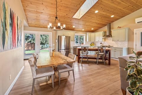 Tiny photo for 24855 Deer Lane, Bend, OR 97701 (MLS # 220223119)