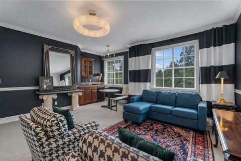 Tiny photo for 2300 Condor Drive, Redmond, OR 97756 (MLS # 220217838)