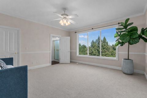 Tiny photo for 2300 Condor Drive, Redmond, OR 97756 (MLS # 220217838)