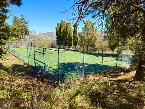 Tiny photo for 1662 Cove Point Road, Klamath Falls, OR 97601 (MLS # 220219598)