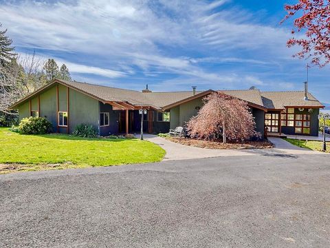 Tiny photo for 1662 Cove Point Road, Klamath Falls, OR 97601 (MLS # 220219598)