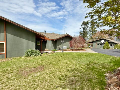 Tiny photo for 1662 Cove Point Road, Klamath Falls, OR 97601 (MLS # 220219598)