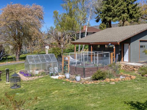 Tiny photo for 1662 Cove Point Road, Klamath Falls, OR 97601 (MLS # 220219598)