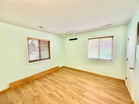 Tiny photo for 1662 Cove Point Road, Klamath Falls, OR 97601 (MLS # 220219598)