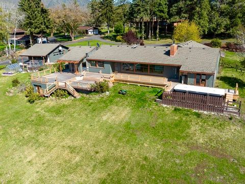 Tiny photo for 1662 Cove Point Road, Klamath Falls, OR 97601 (MLS # 220219598)