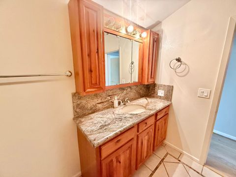 Tiny photo for 1662 Cove Point Road, Klamath Falls, OR 97601 (MLS # 220219598)