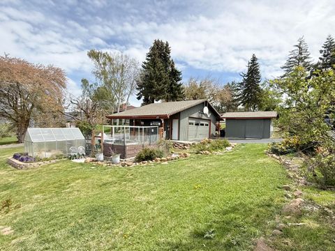 Tiny photo for 1662 Cove Point Road, Klamath Falls, OR 97601 (MLS # 220219598)