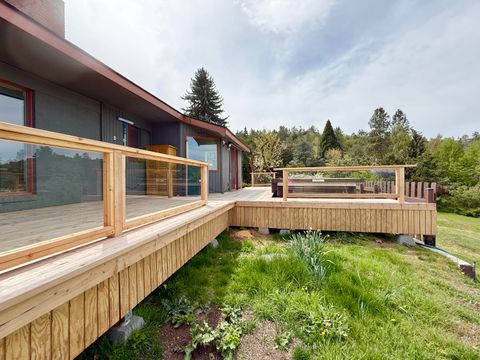 Tiny photo for 1662 Cove Point Road, Klamath Falls, OR 97601 (MLS # 220219598)