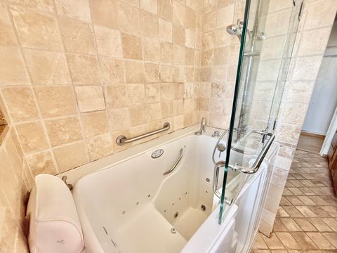 Tiny photo for 1662 Cove Point Road, Klamath Falls, OR 97601 (MLS # 220219598)