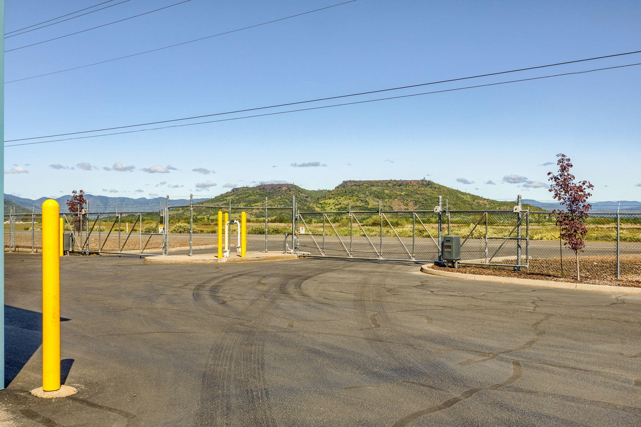 Avenue GIndustrial Subdivision - Commercial Sale