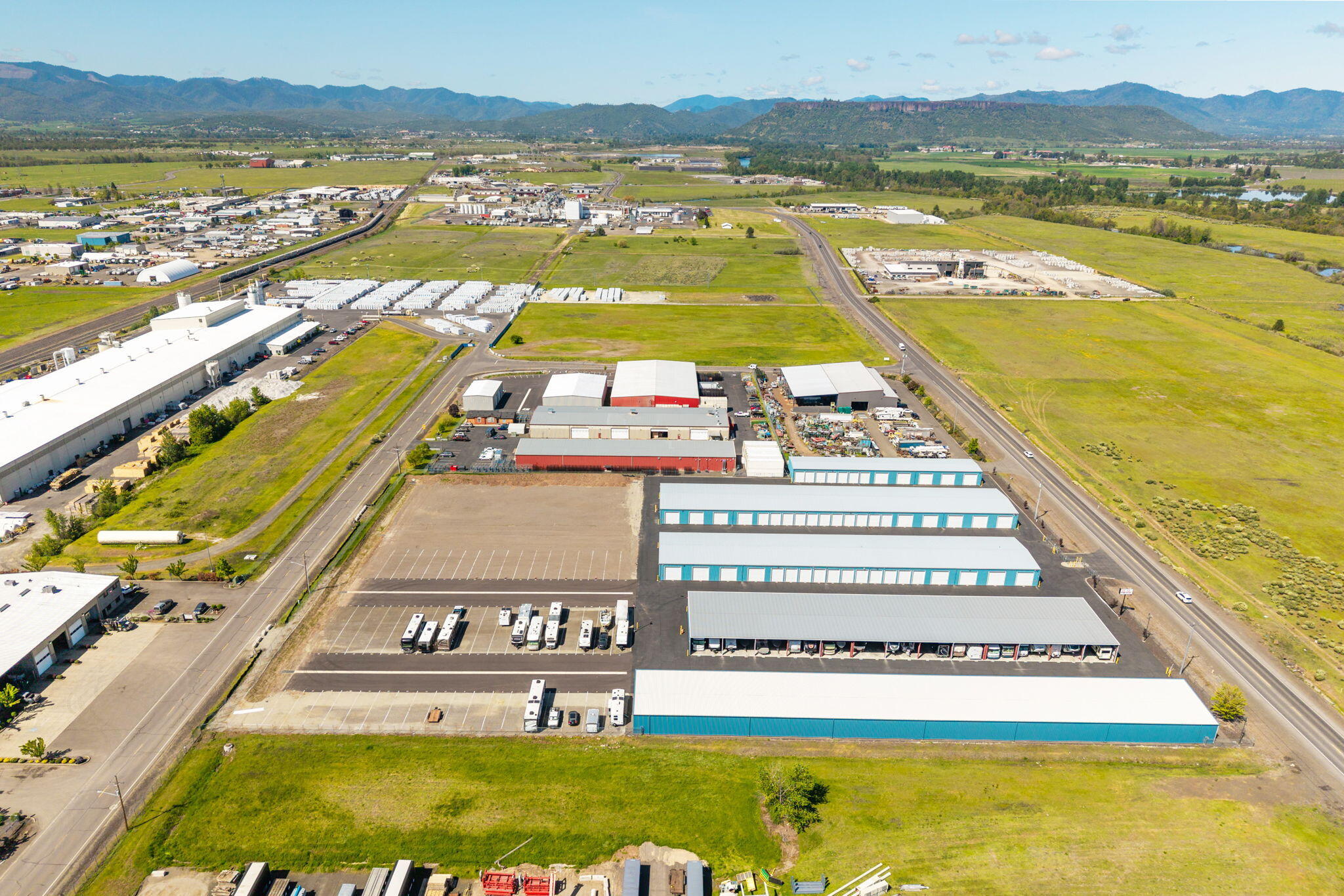 Avenue GIndustrial Subdivision - Commercial Sale