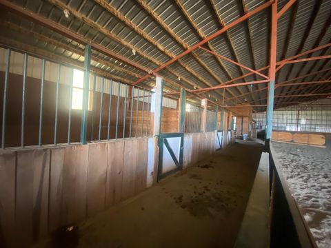 Tiny photo for 22579 Malin Cemetery Road, Malin, OR 97632 (MLS # 220213622)