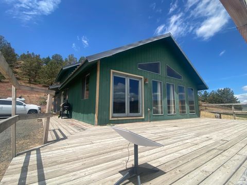 Tiny photo for 22579 Malin Cemetery Road, Malin, OR 97632 (MLS # 220213622)