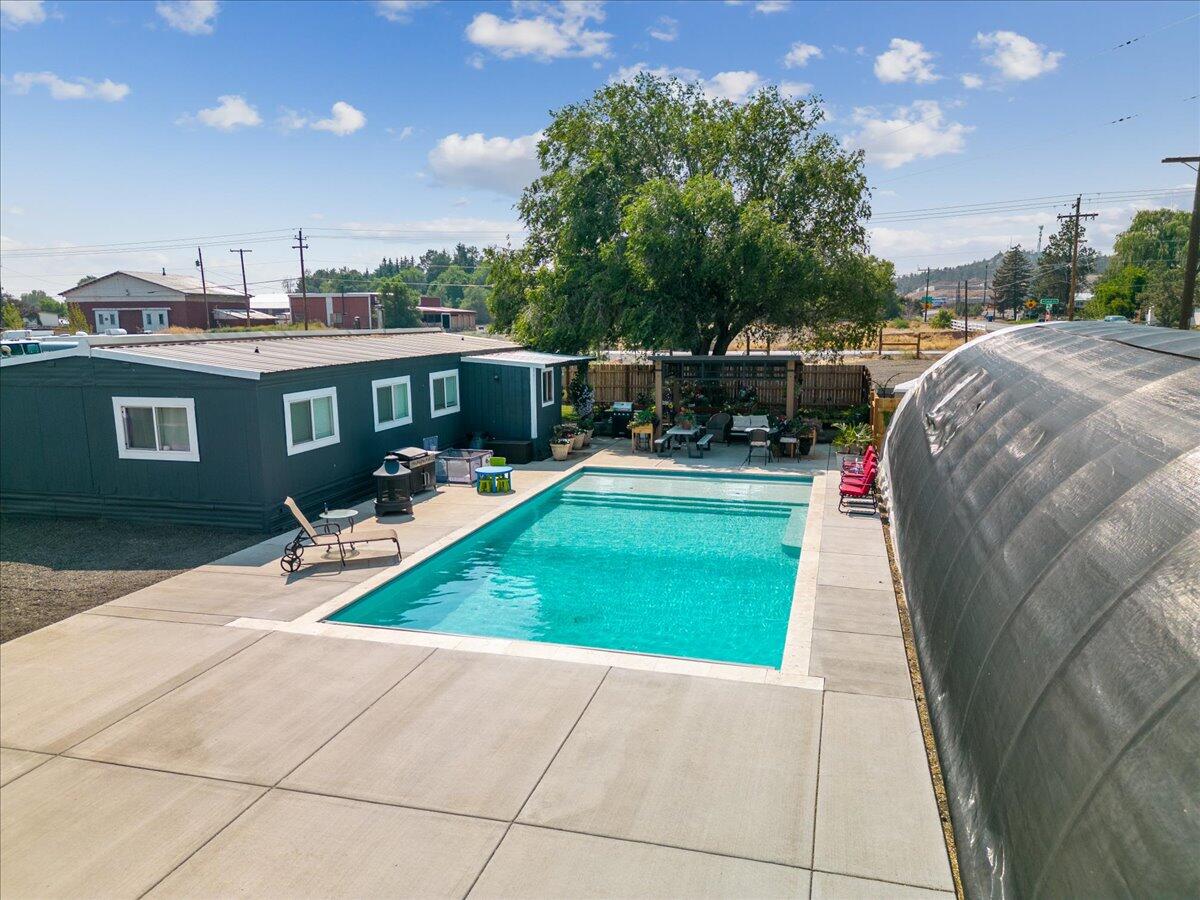 3990 NW Canal Boulevard