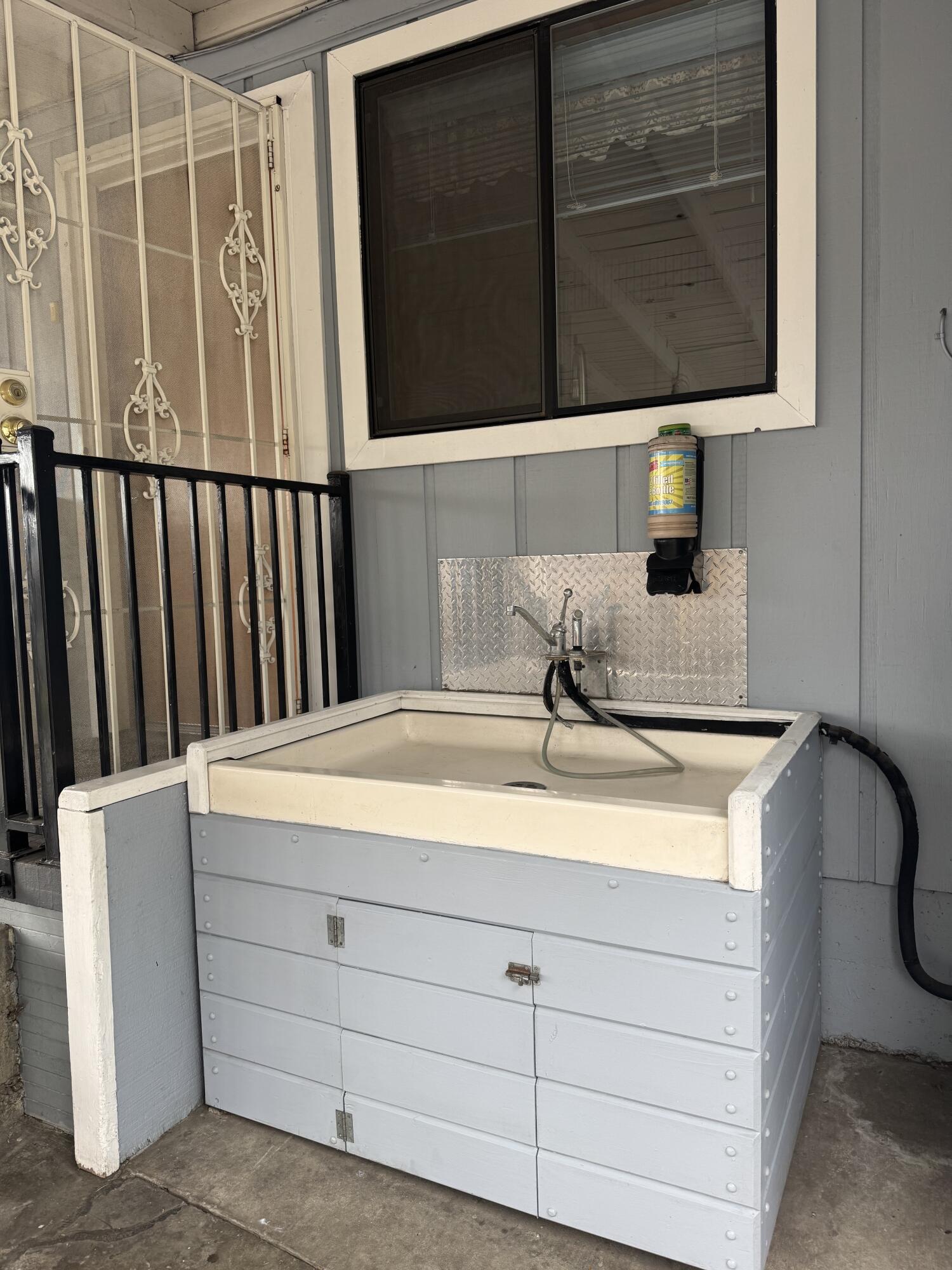 Emerald Flats - Residential