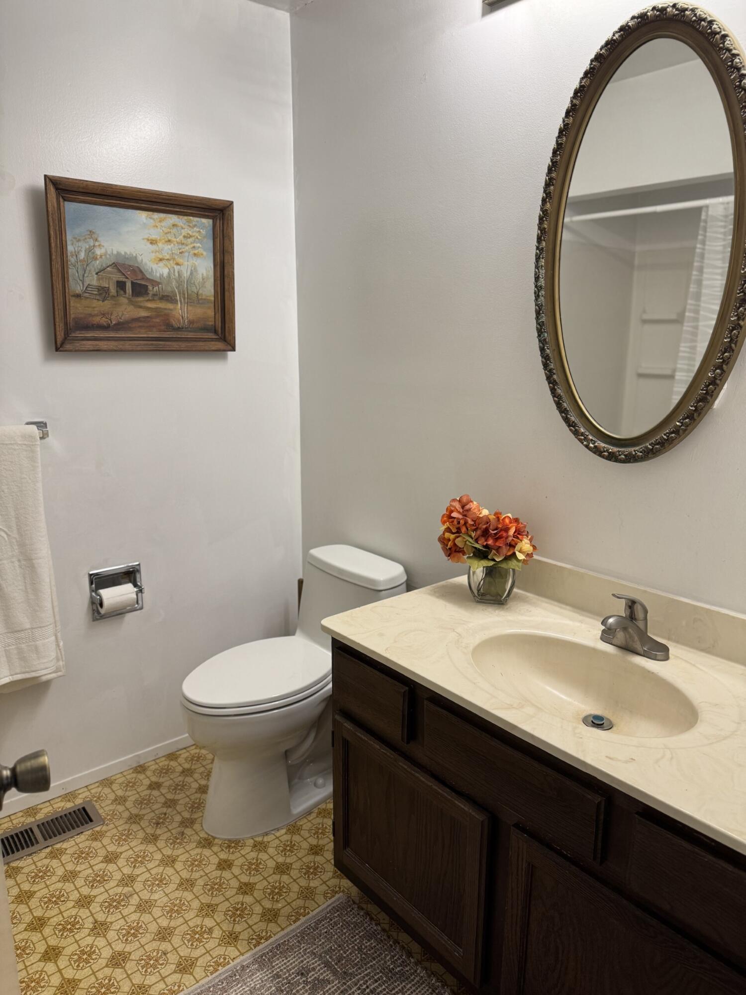 Emerald Flats - Residential