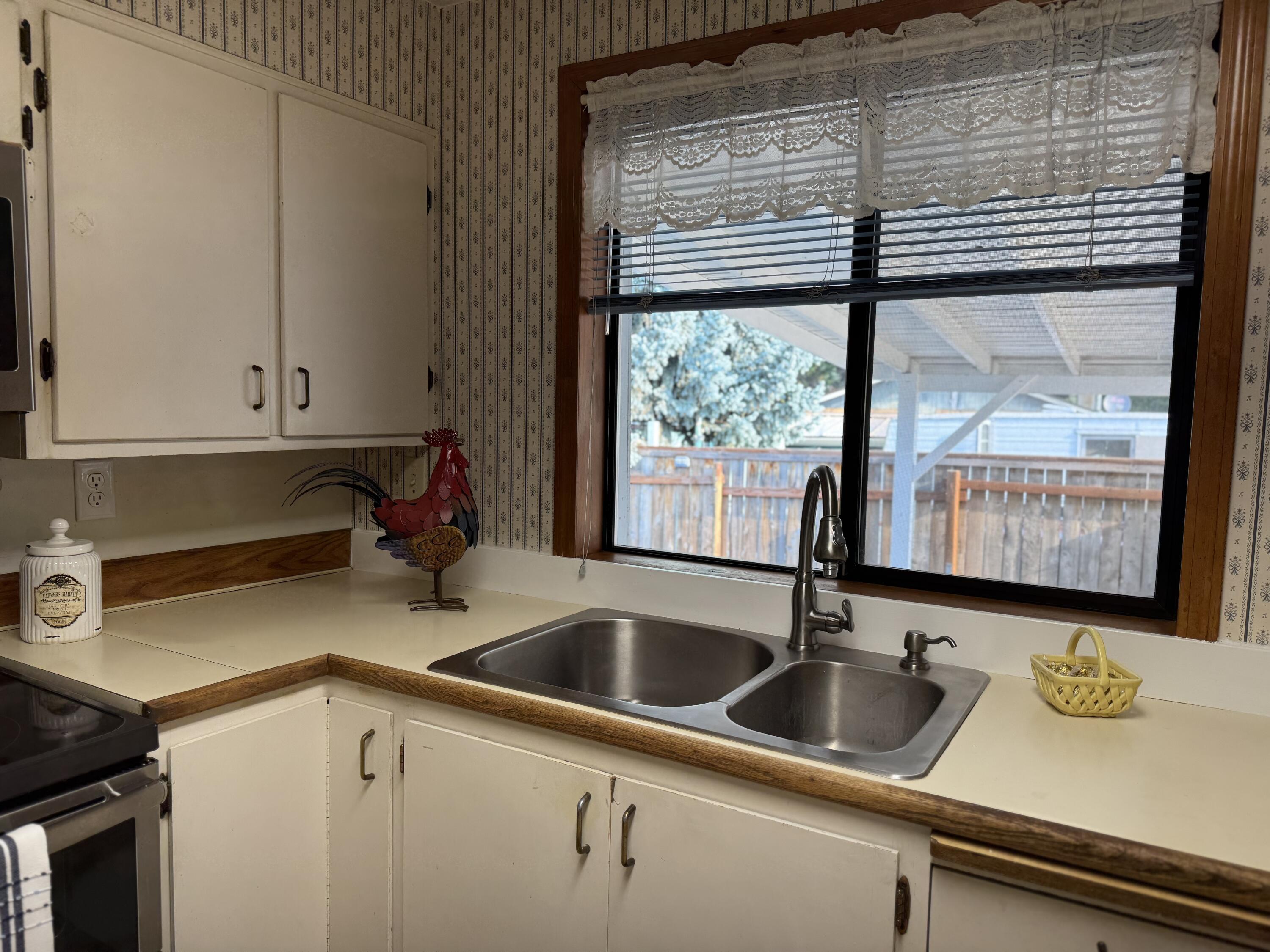 Emerald Flats - Residential