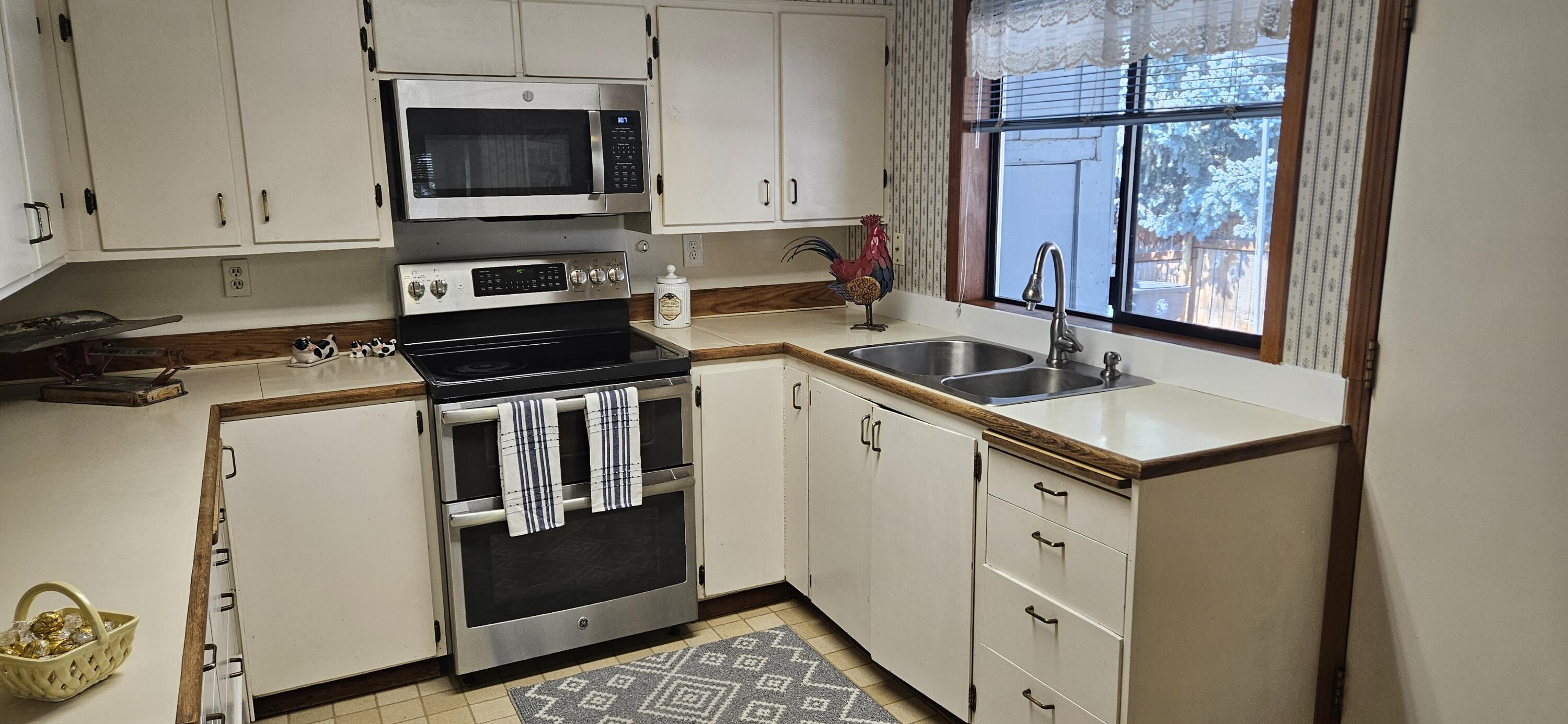 Emerald Flats - Residential