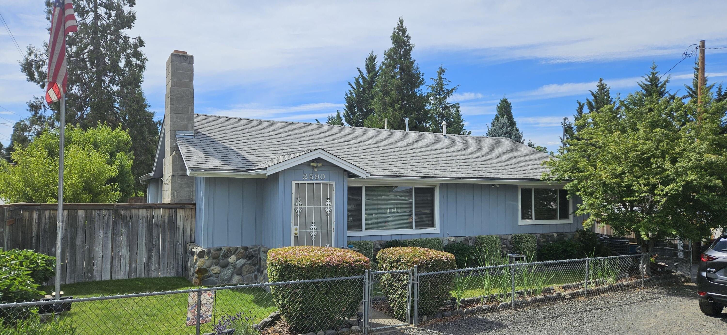 Emerald Flats - Residential