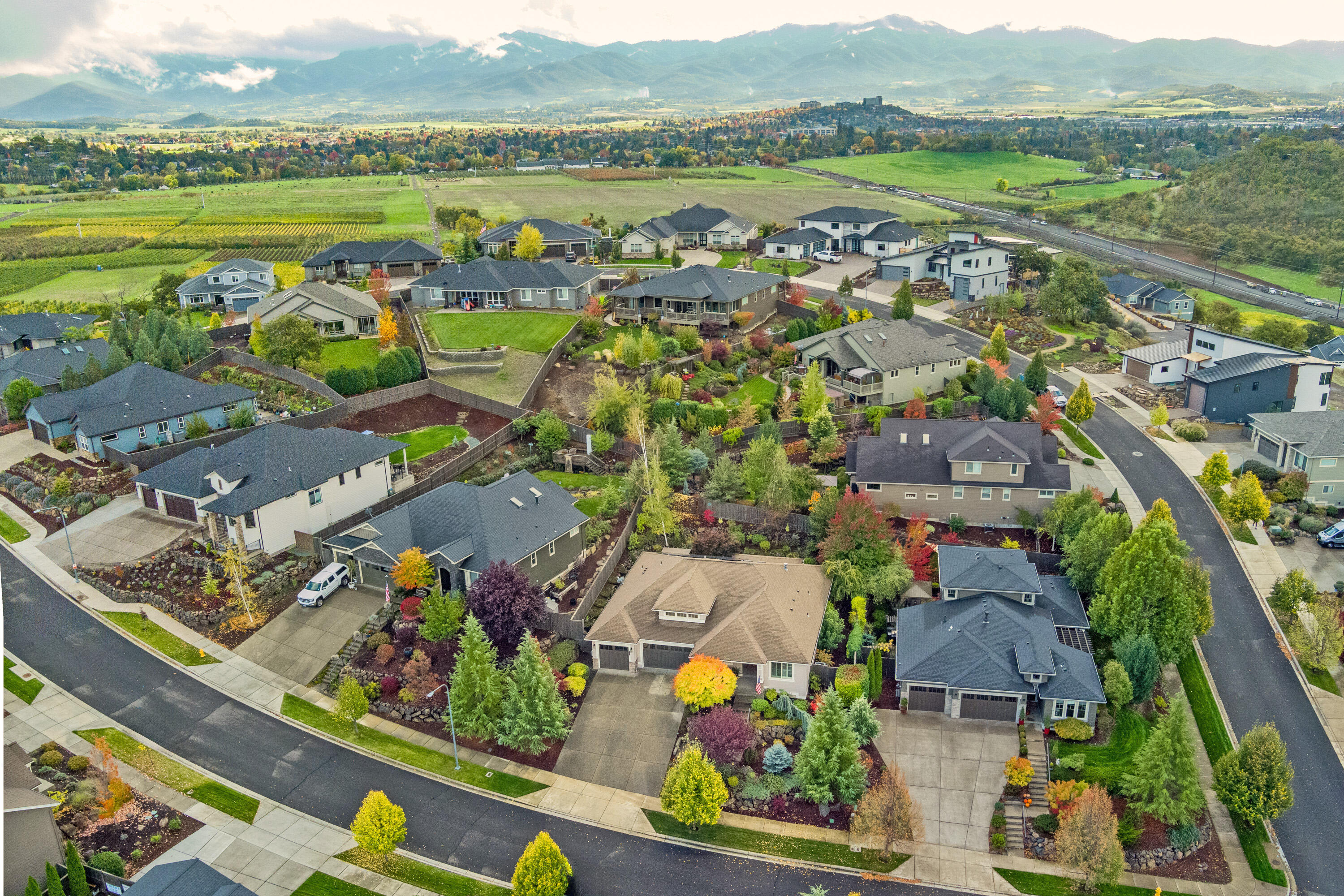 Bella Vista Heights Phases 1 & 2 - Residential