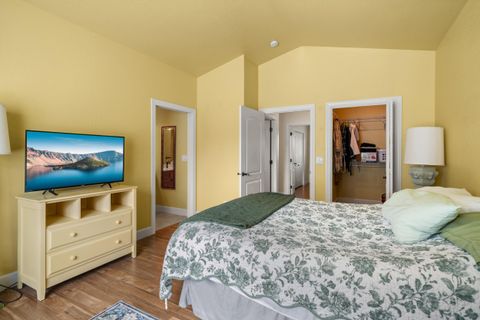 Tiny photo for 659 Blue Moon Drive, Central Point, OR 97502 (MLS # 220216902)