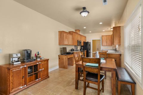 Tiny photo for 659 Blue Moon Drive, Central Point, OR 97502 (MLS # 220216902)