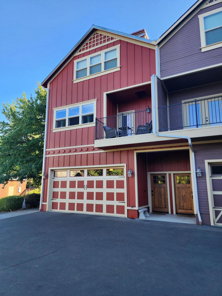 Exceptional end unit condo in Jacksonville! The heart of this home is a generously sized kitchen, with ample storage, eat-in bar, stainless steel appliances, granite countertops, dry bar & a pantry! The kitchen opens to a bright, spacious great room w/dining area & a deck. The expansive primary suite spans an entire floor, featuring multiple closets & bathroom w/soaking tub & shower - a true retreat!  There is plenty of space in the 2 car garage w/a dedicated shop area & extra storage space. Zoned for Airbnbs, this condo offers the unique opportunity to rent out the lower floor while closing off the primary floor-a fantastic option for those who love to travel. Located centrally to downtown, you're just moments away from an array of shops, restaurants, tasting rooms, hiking trails, Britt Festival, & grocery store. This condo combines luxury, convenience, & potential income opportunities in one unbeatable package. Don't miss your chance to own this gem in the heart of Jacksonville!