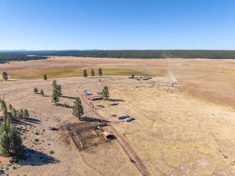 Tiny photo for 300 Road 49 Silverlake Highway, Chiloquin, OR 97624 (MLS # 220224864)