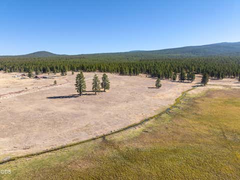 Tiny photo for 300 Road 49 Silverlake Highway, Chiloquin, OR 97624 (MLS # 220224864)