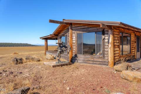 Tiny photo for 300 Road 49 Silverlake Highway, Chiloquin, OR 97624 (MLS # 220224864)